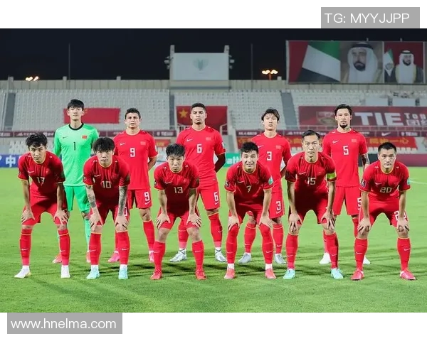 中国足球队迎战卡塔尔队力争在国际赛场上再创佳绩