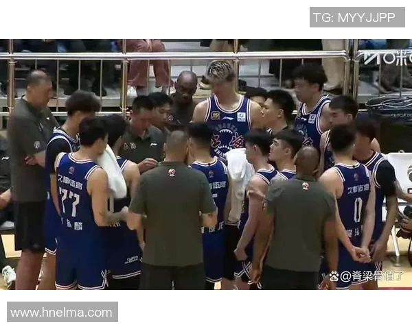 上海男篮与辽宁队精彩对决全场录像回放及精彩瞬间分析