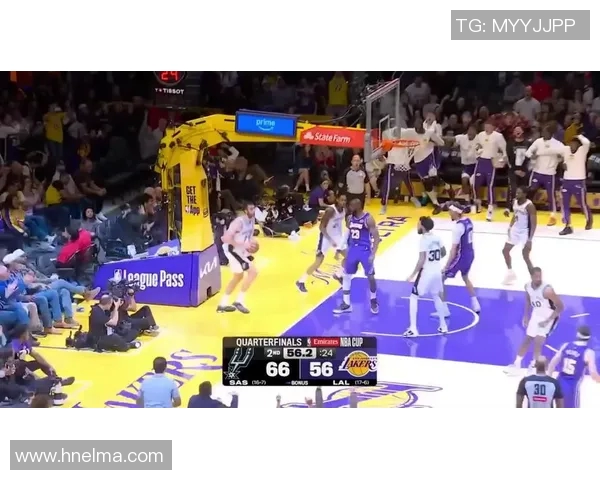 湖人对阵骑士精彩回放今日重温比赛瞬间与精彩时刻 湖人对阵骑士精彩回放今日重温比赛瞬间与精彩时刻